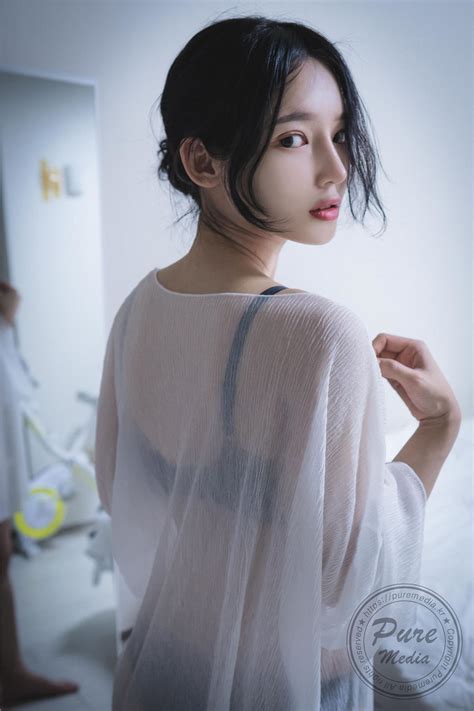 Yeha (예하) Archives .